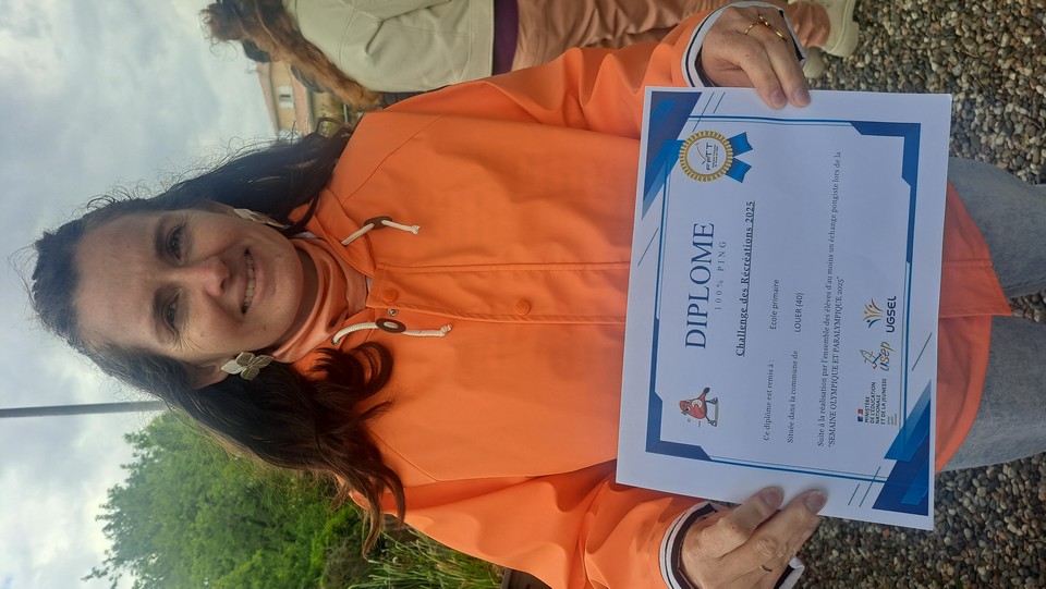 2 UNE ECOLE UNE TABLE